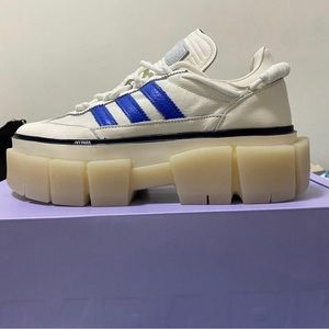 Adidas x Ivy Park Supersleek (Rodeo)